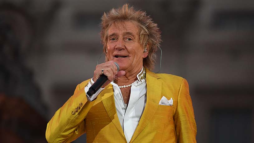 Rod Stewart performing at Rogers Arena on 12 August 2023